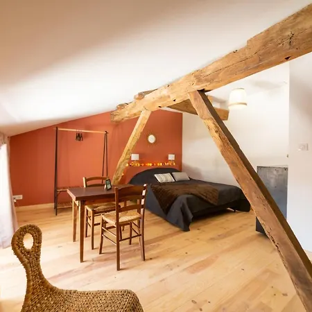 Le Clos Saint-jean - D'hote Simba فندق مبيت وإفطار